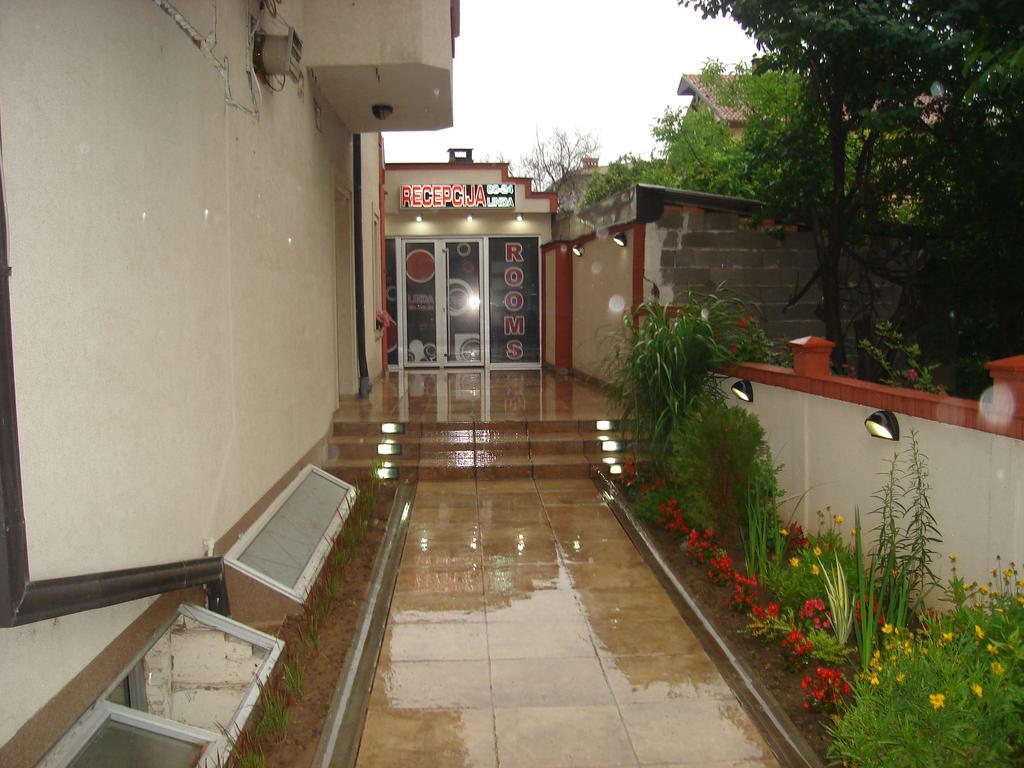 Linda Bed&Breakfast Ni Exterior foto